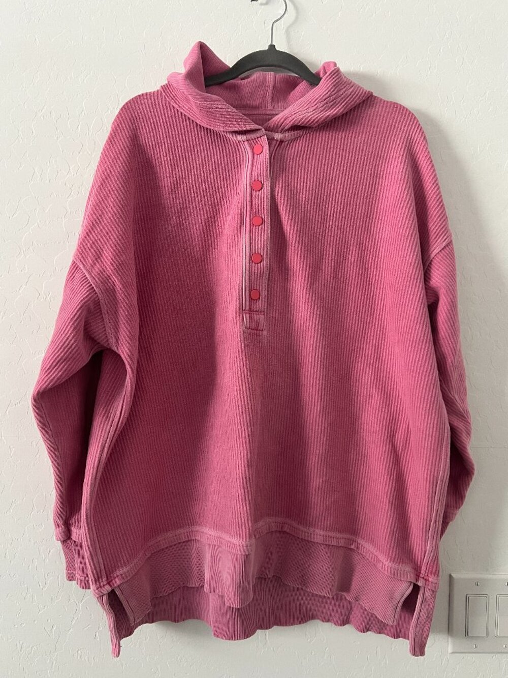 Aerie Love This Moment Pink Ribbed Oversized Hooded Snap Henley Pullover Sweater